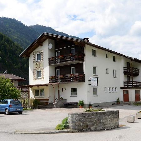 Отель Haus Gamsblick Умхаузен Экстерьер фото